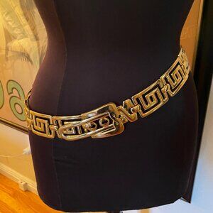Elegant Gold Women's Belt